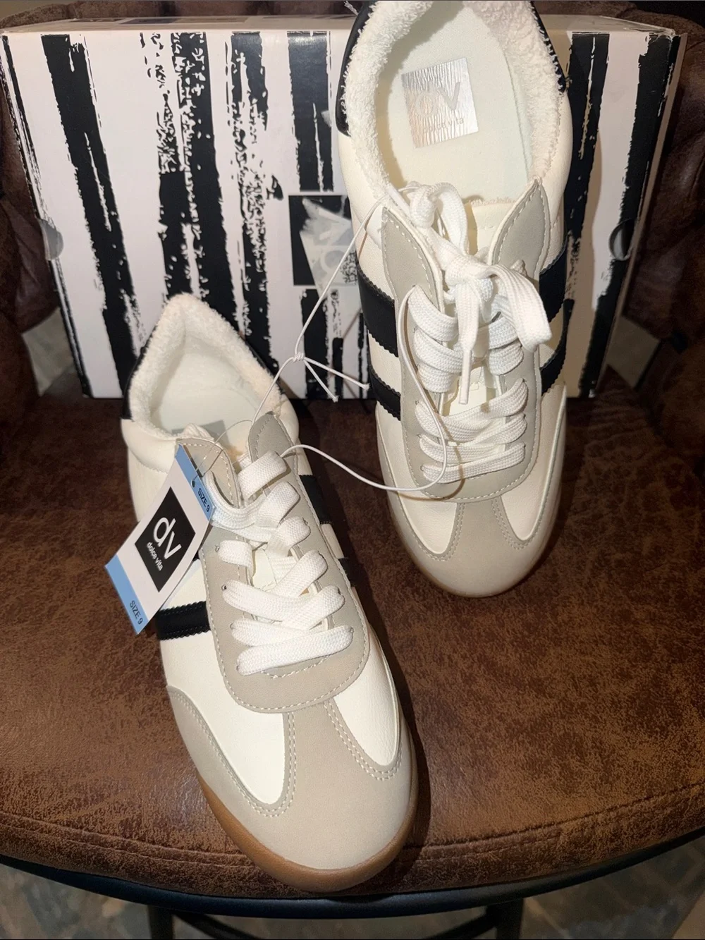 Dolce Vita low profile